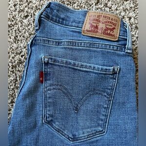 Levi's Curvy Skinny Jeans